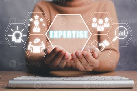 Expert knowledge in your back pocket. .